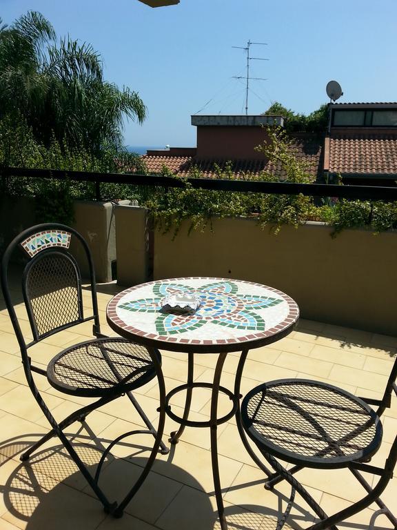 Porto Ulisse Bed & Breakfast Catania Exterior photo